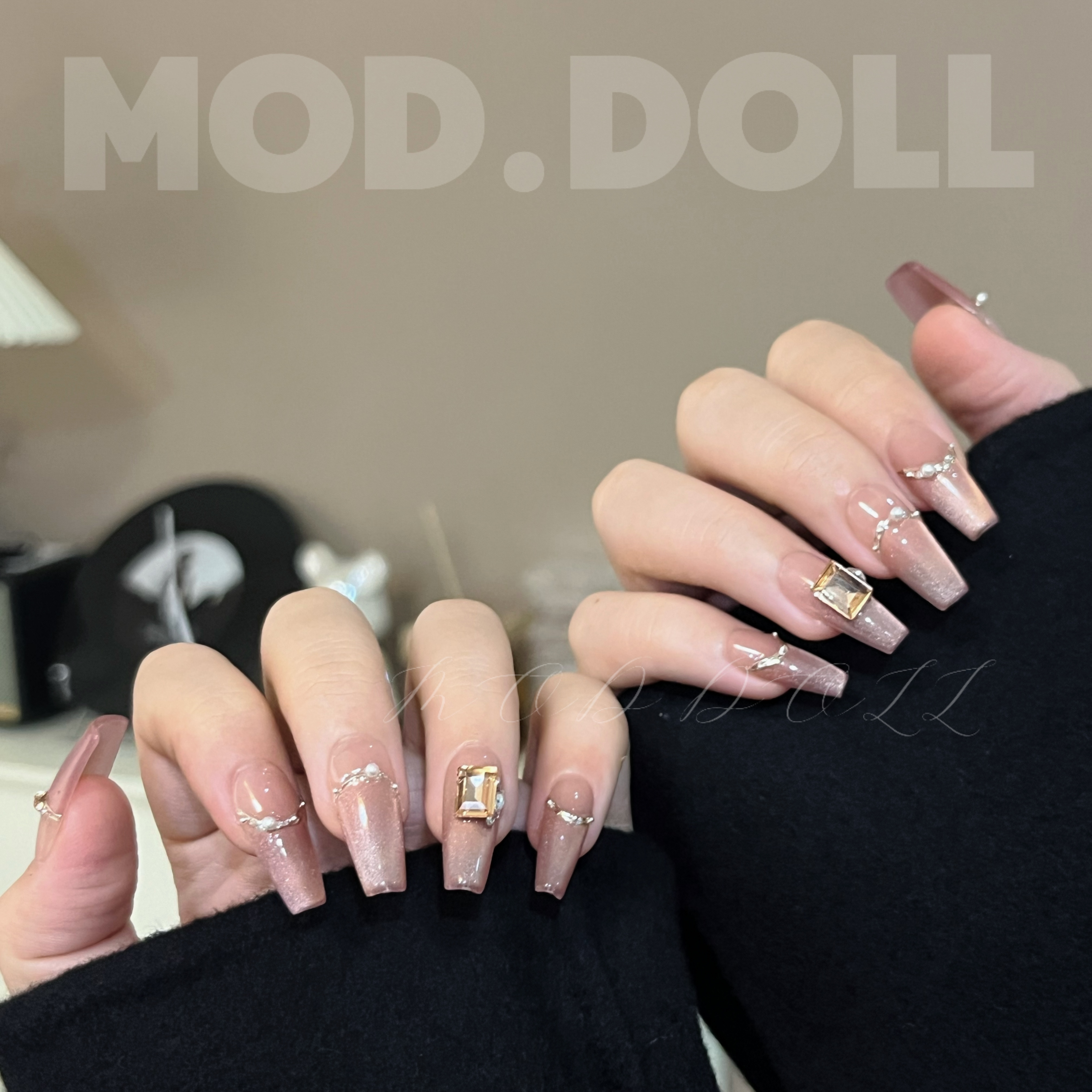 【落日余晖】 超显白棕色猫眼猫眼纯手工穿戴甲