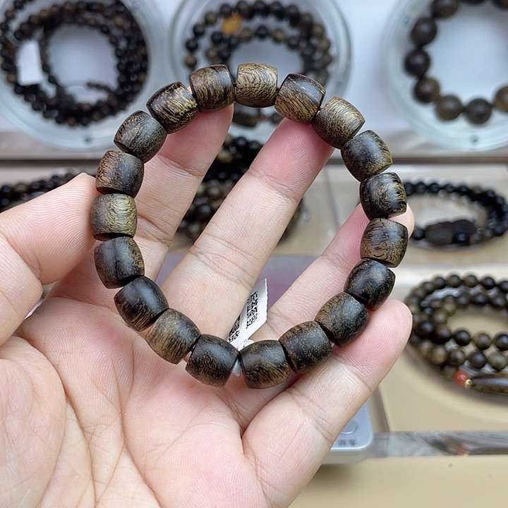 沉香手串撩*越南芽庄白奇玉化留疤嘤子虎斑