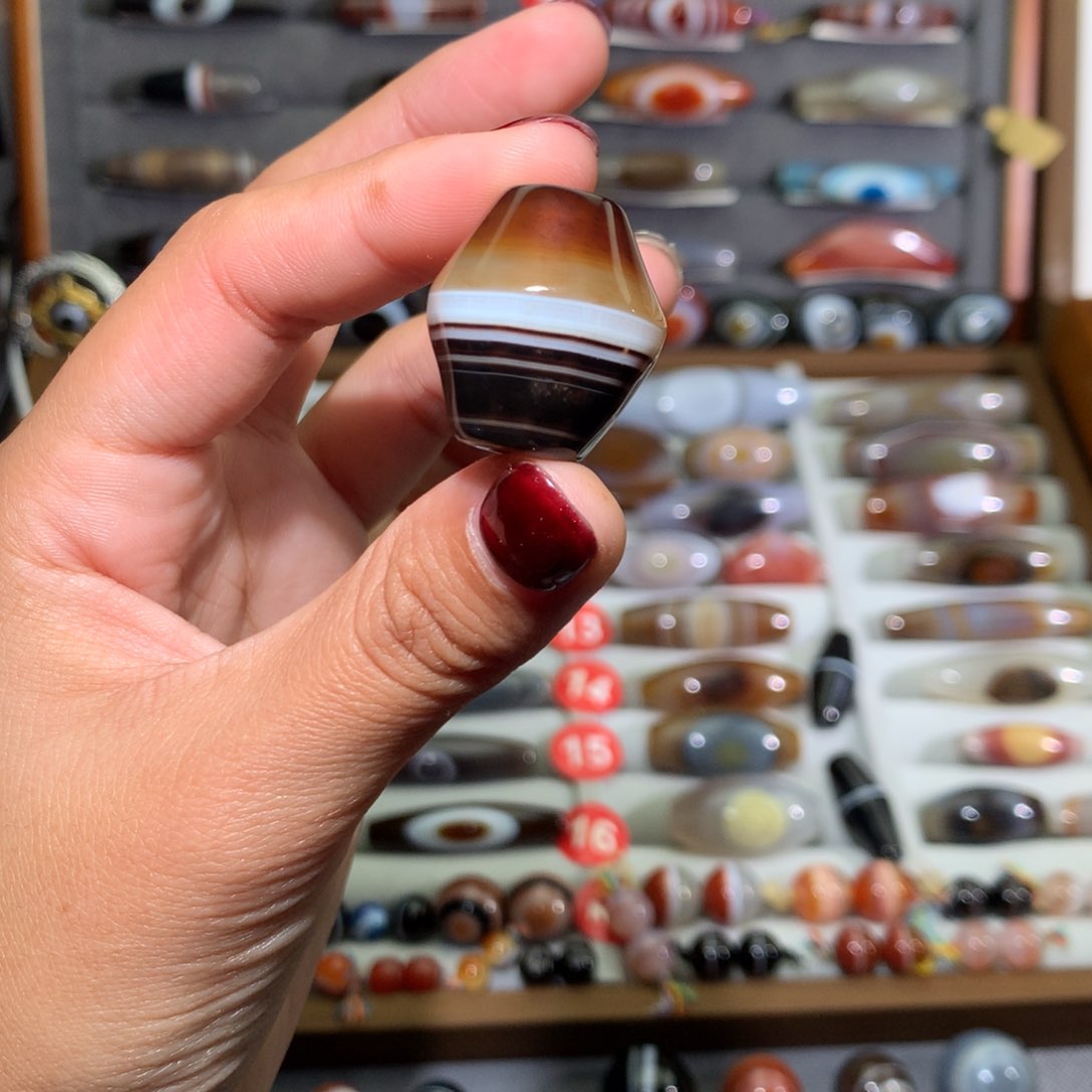 玛瑙/玉髓颈饰未镶嵌