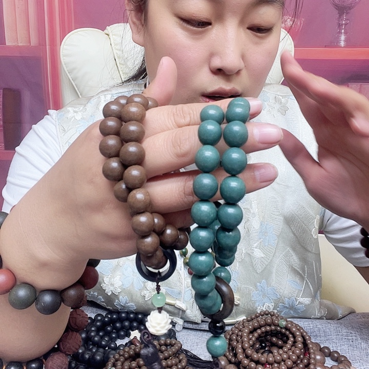 一***)泥塑黑龙在这里是个