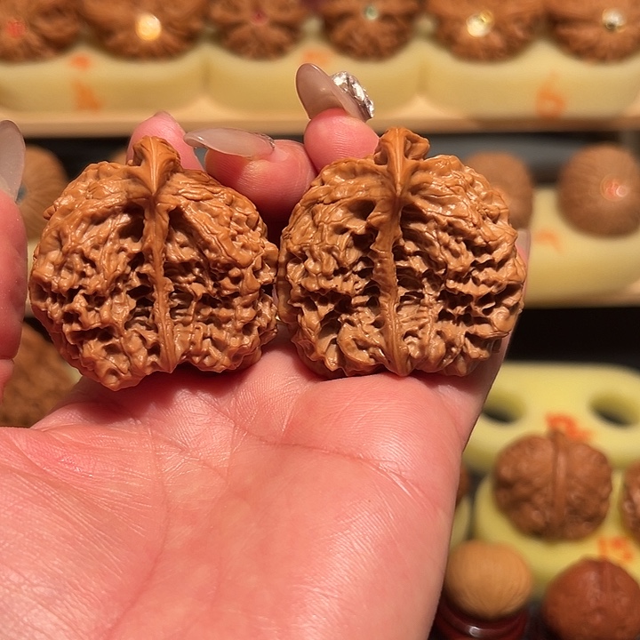 $***$桃核吊坠精品核桃