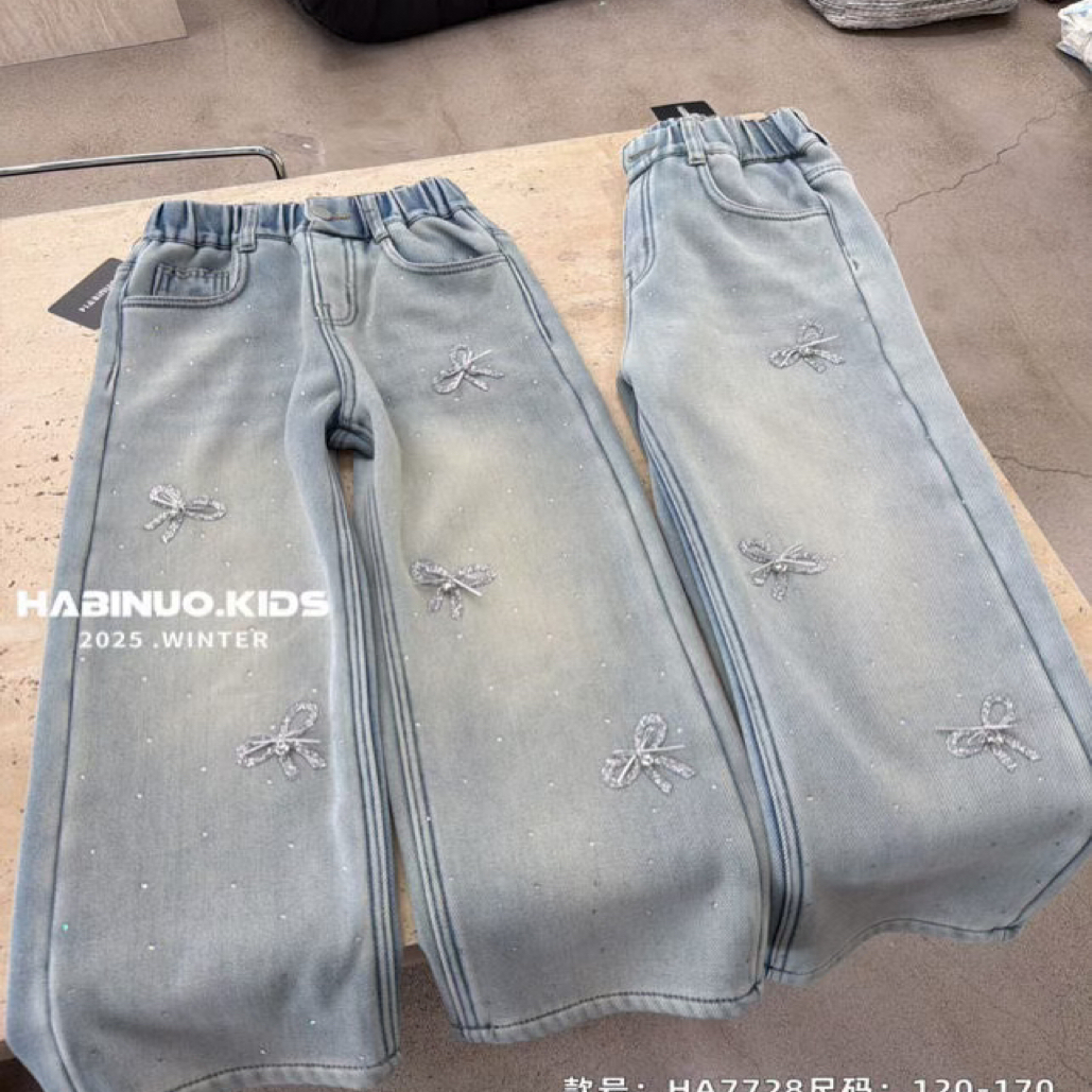 女童秋冬一体绒蝴蝶结烫钻加绒牛仔喇叭裤