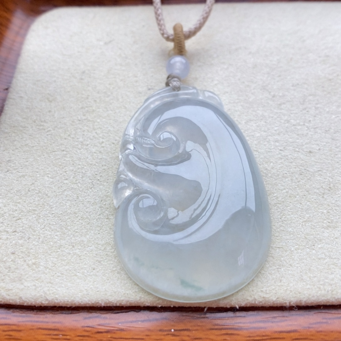 翡翠未镶嵌颈饰吊坠37