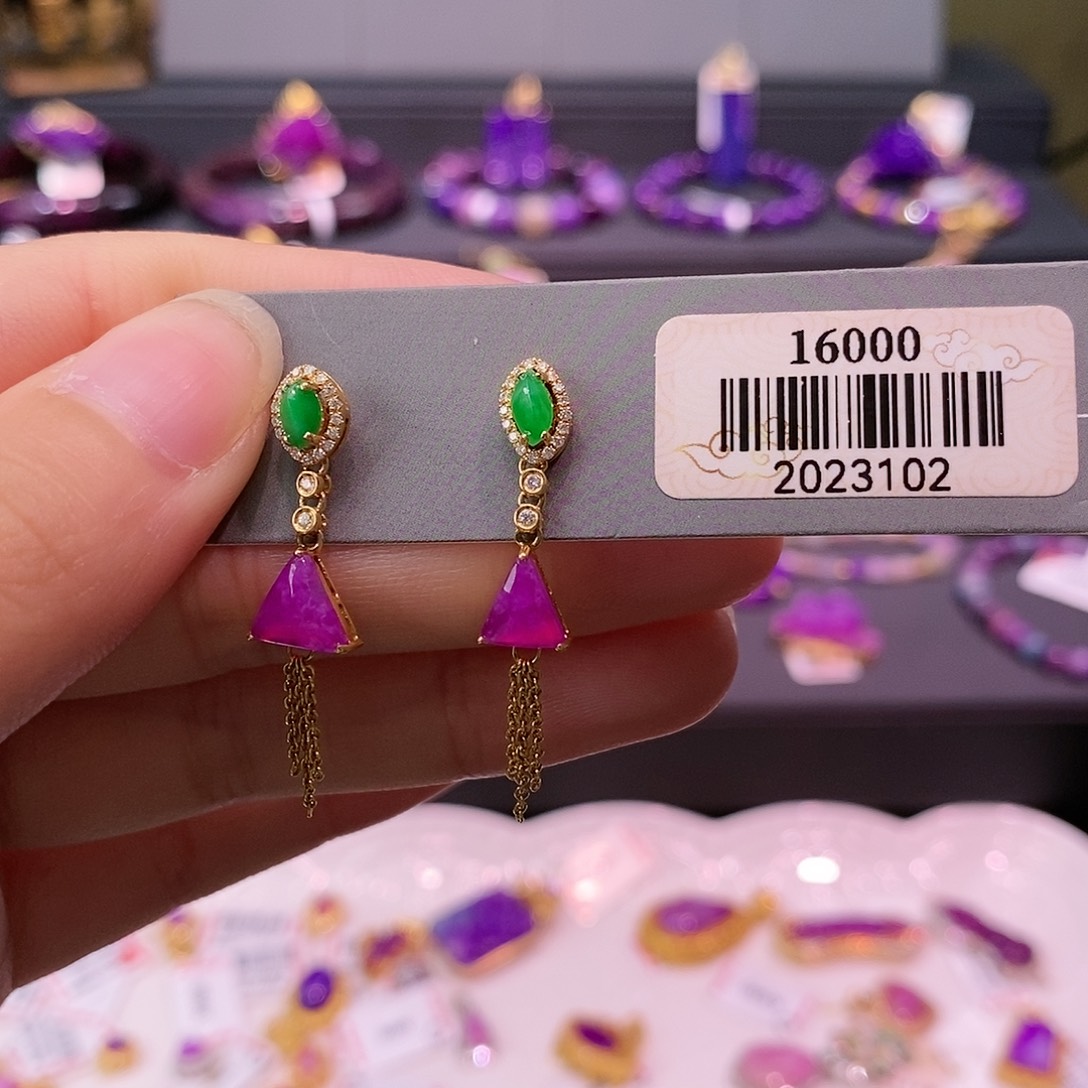 苏纪石（舒俱来）18K金镶嵌耳钉