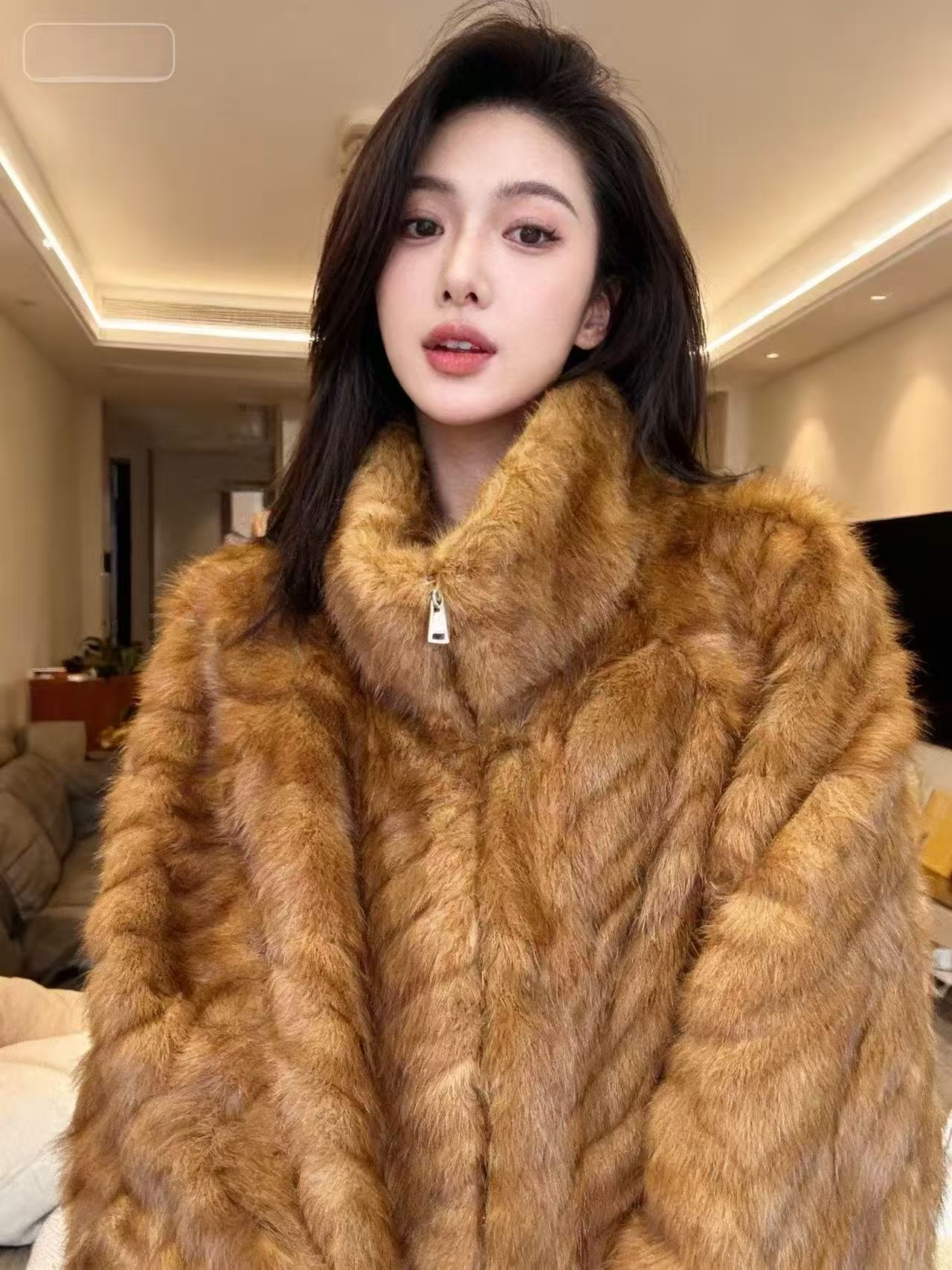 （源头工厂）金叶貂 皮版一体草草外套 