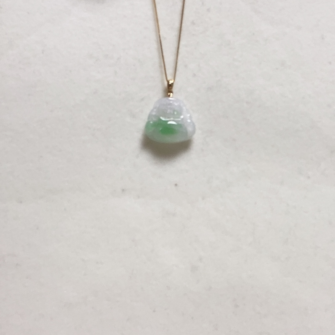 翡翠颈饰18K金镶嵌简单