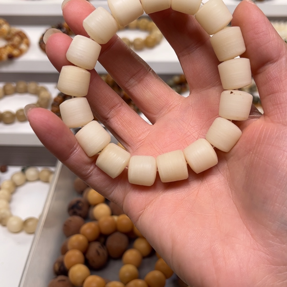 *****白玉菩提吊坠补差价8