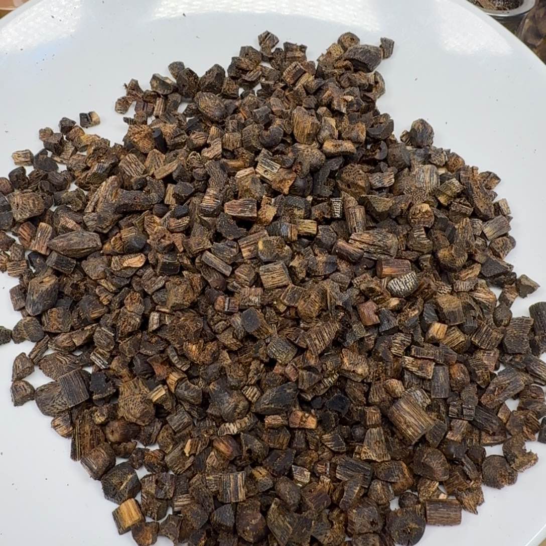 沉香沉香碎屑海南白棋树心油高端车珠老香