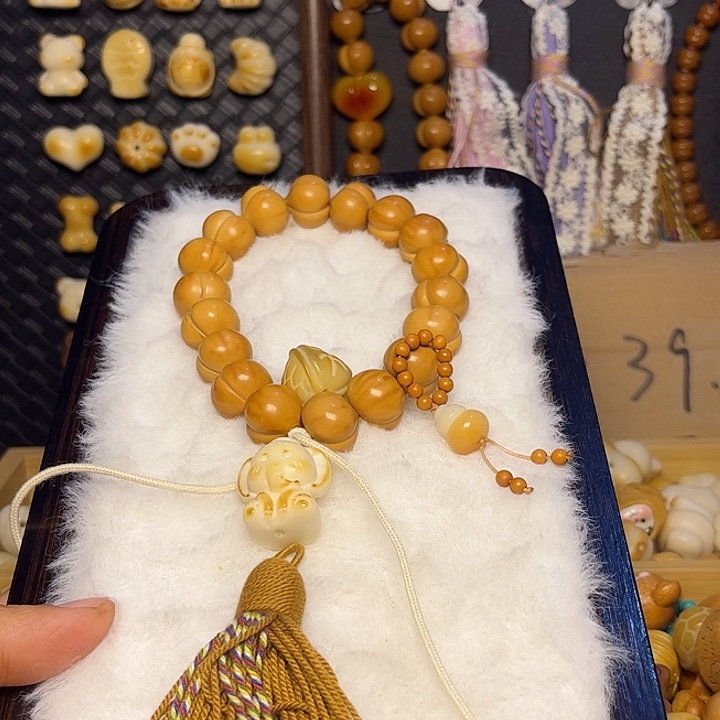 猴头核桃吊坠16手持微瑕 葫芦提溜棕色棕流苏 富家 大象