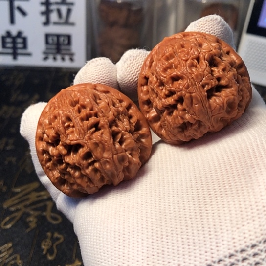 文玩核桃把件水龙纹42mm