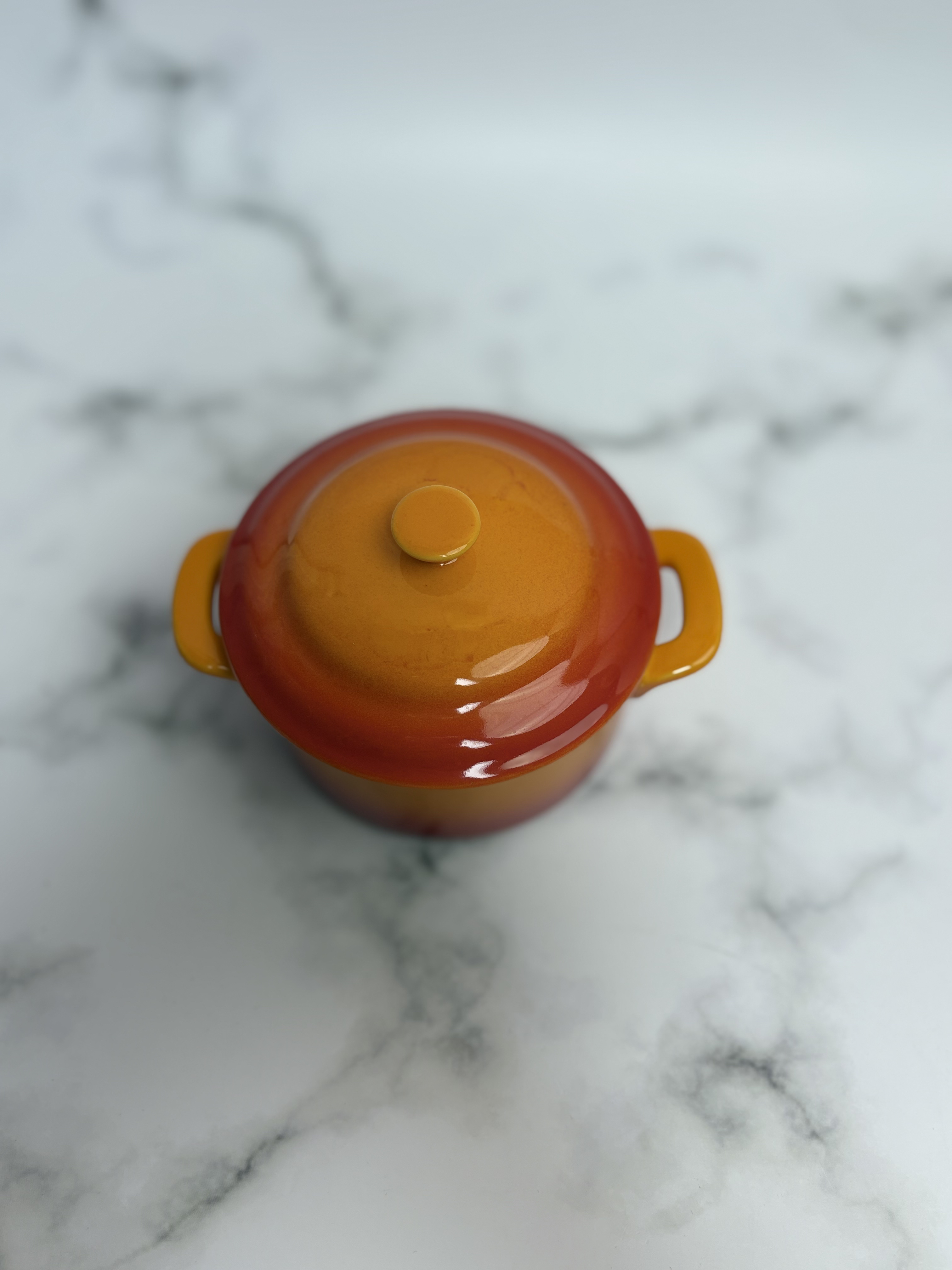 464默认微瑕 欧式橘色双耳带盖家用蒸蛋甜品宝宝辅食碗3.5英寸9cm