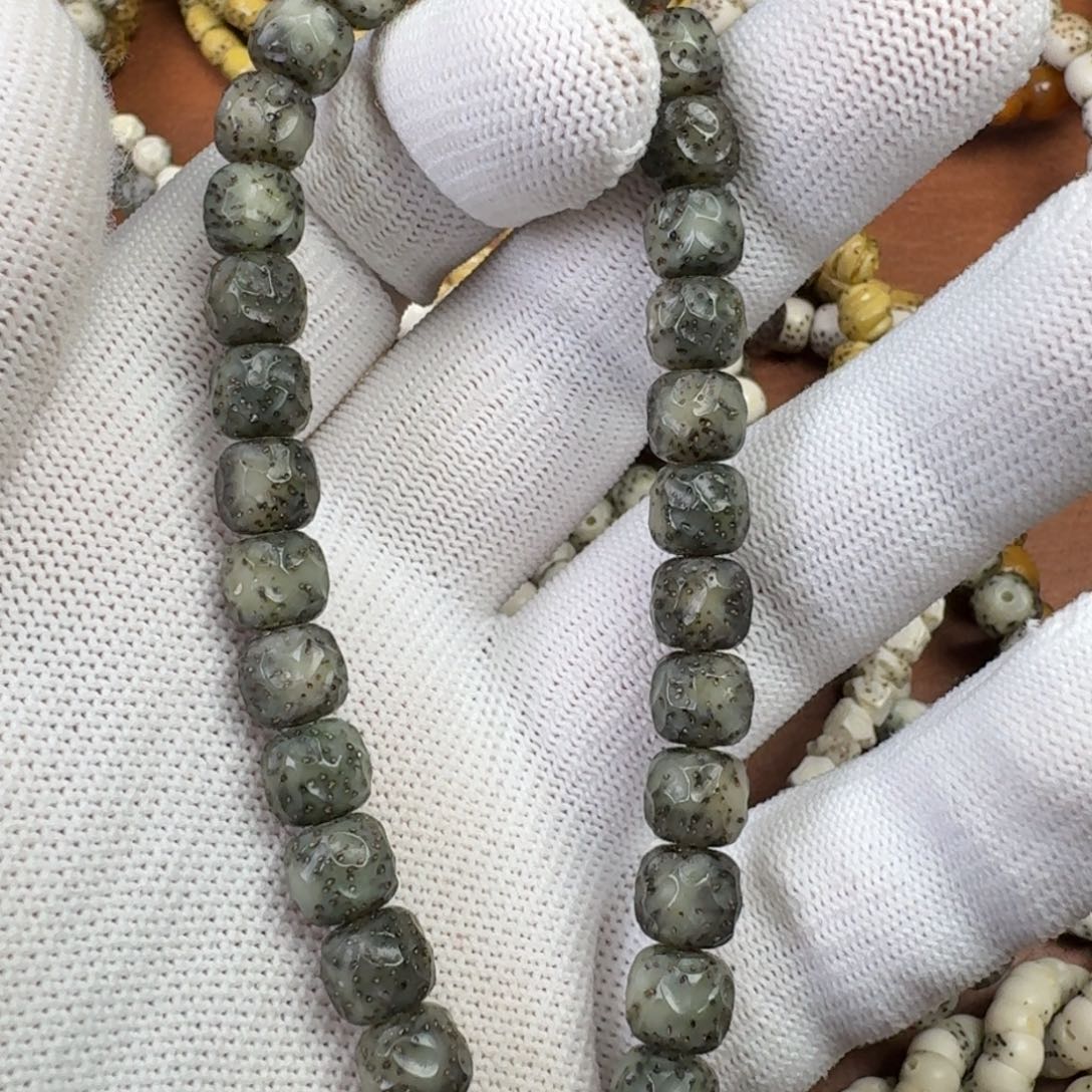 d***k星月菩提吊坠满透玉化手持