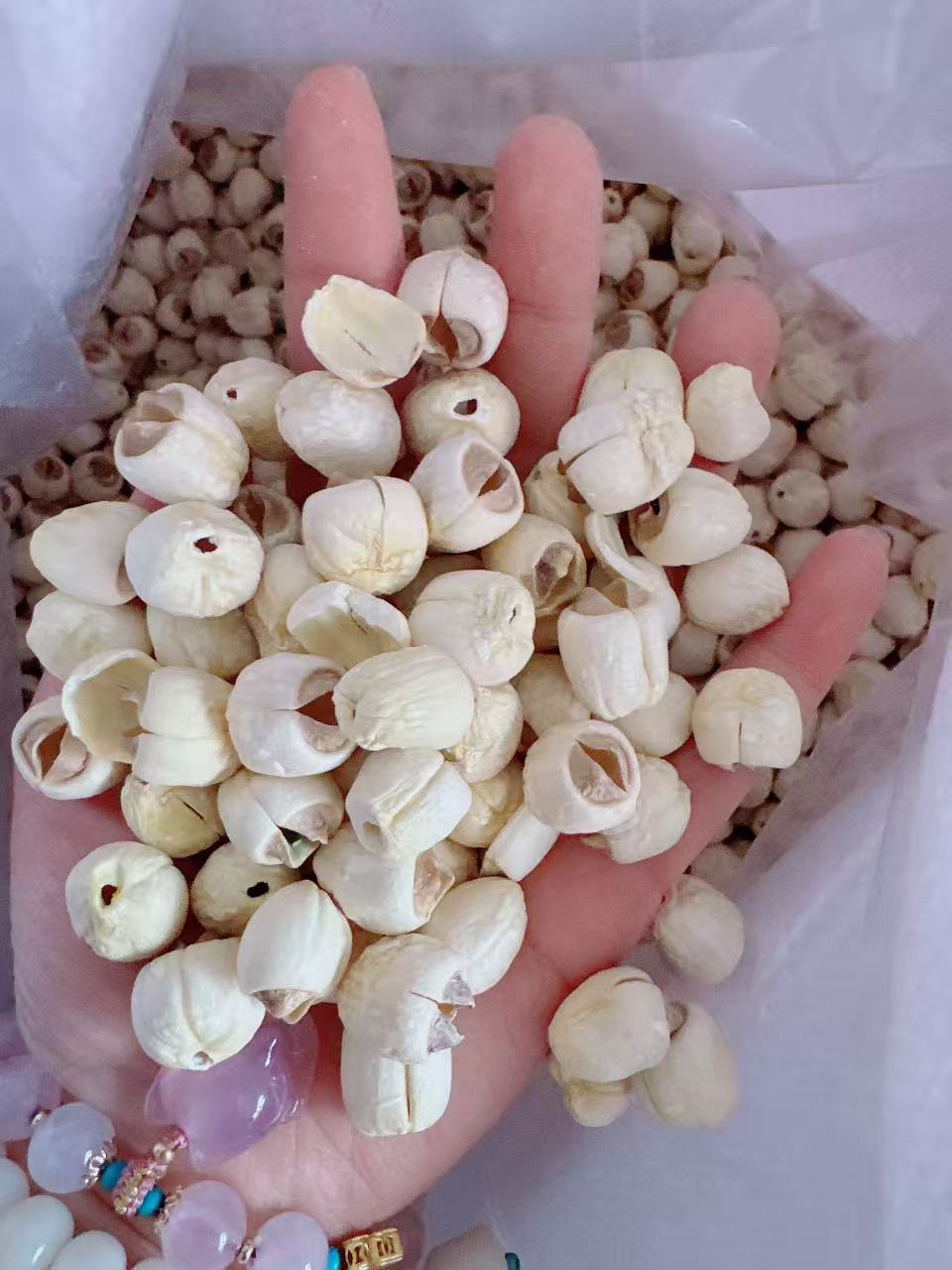 建宁去芯白莲干货手工精选莲子粉糯易煮煲汤食材 精选优质莲子。