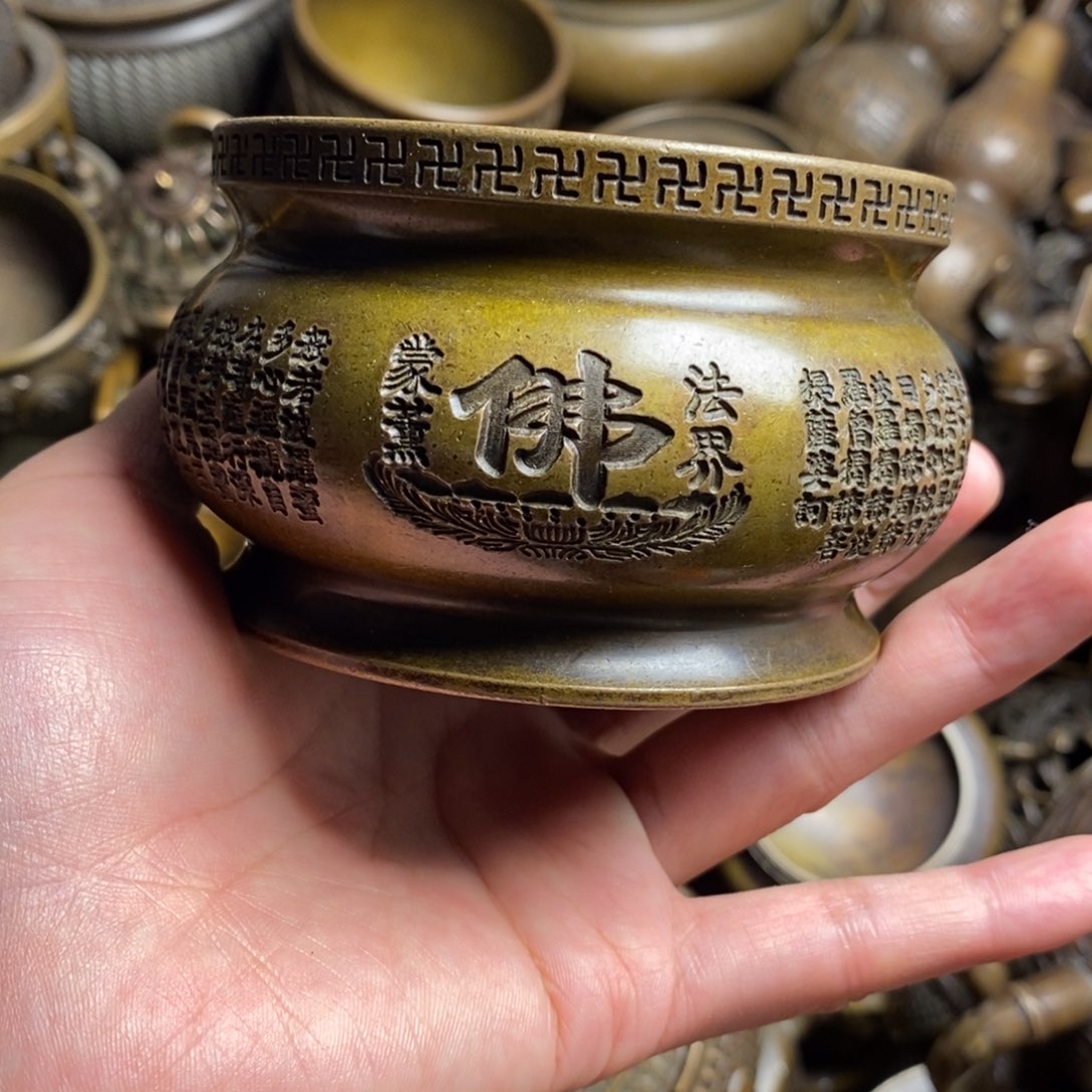 精美铜器做工精良