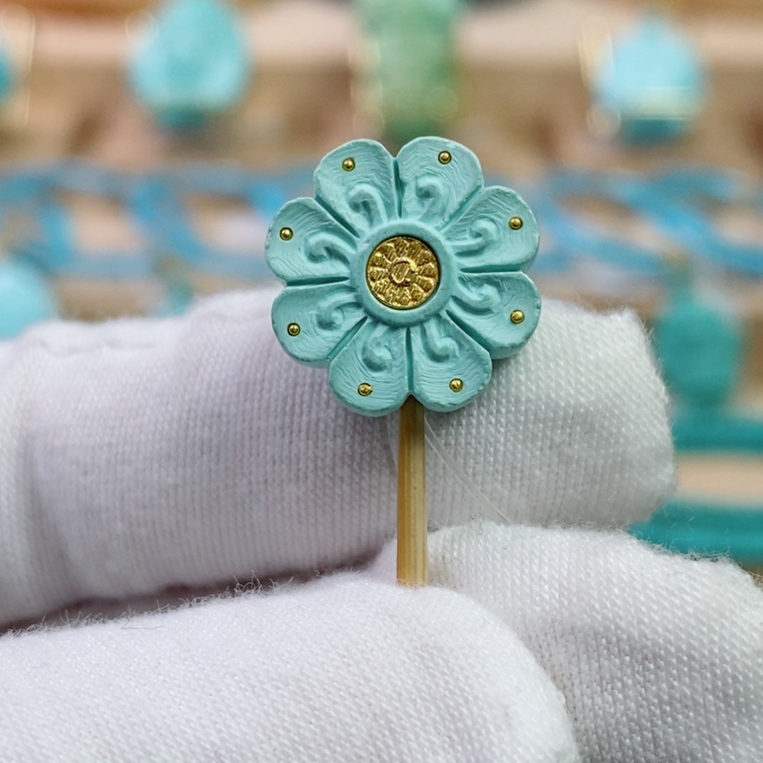 绿松石18K金镶嵌珠宝奇石