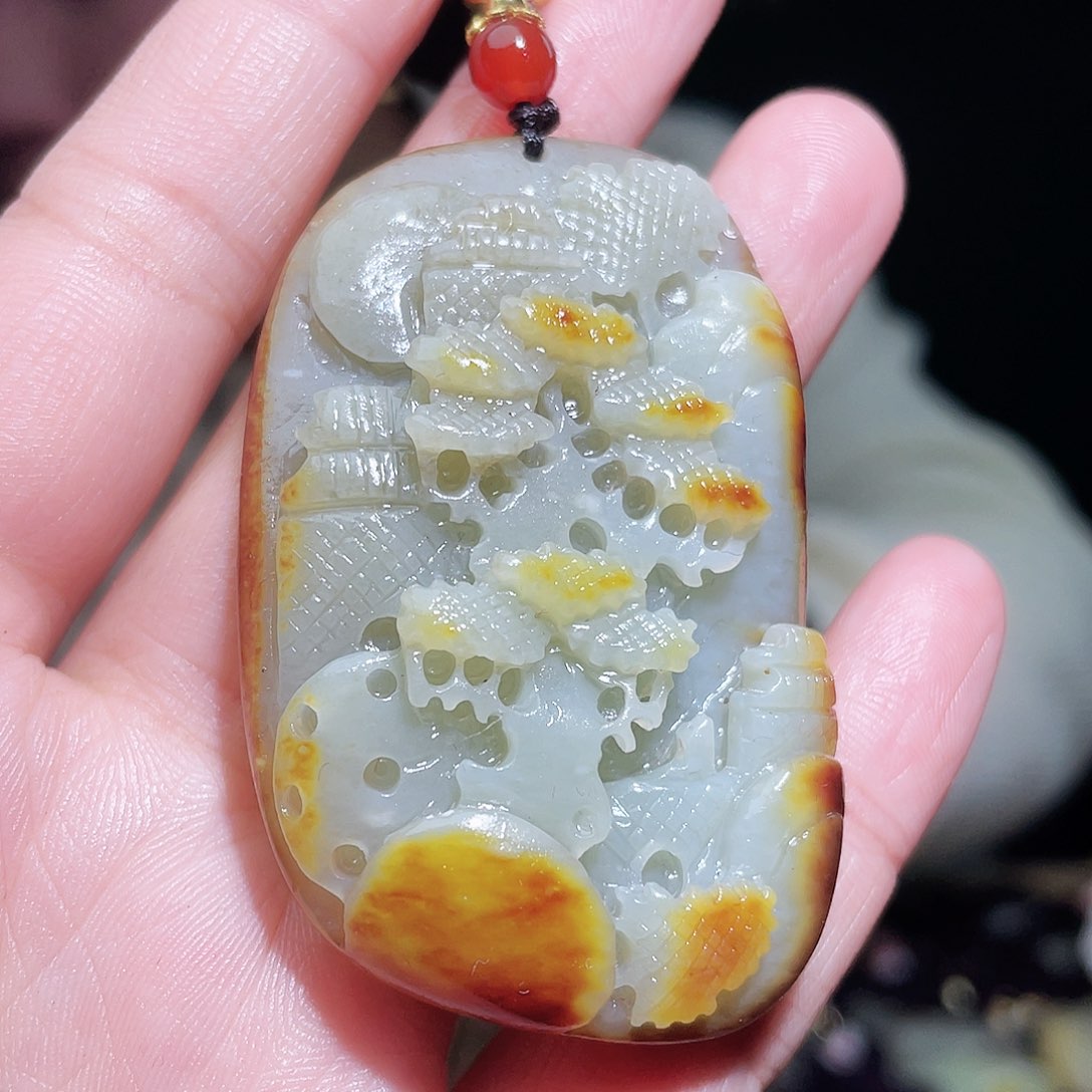 和田玉颈饰未镶嵌