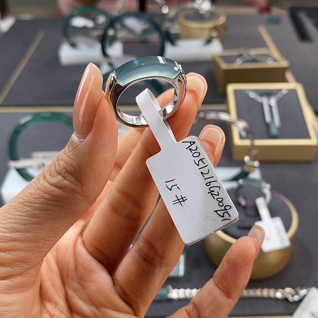 兰***师翡翠未镶嵌手镯戒指15