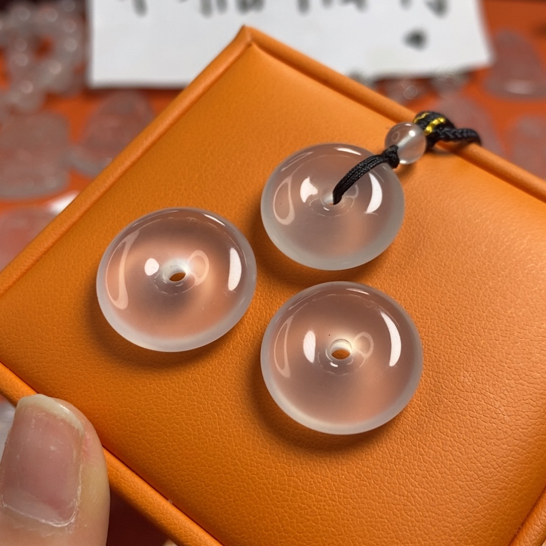 石英质玉平安扣未镶嵌