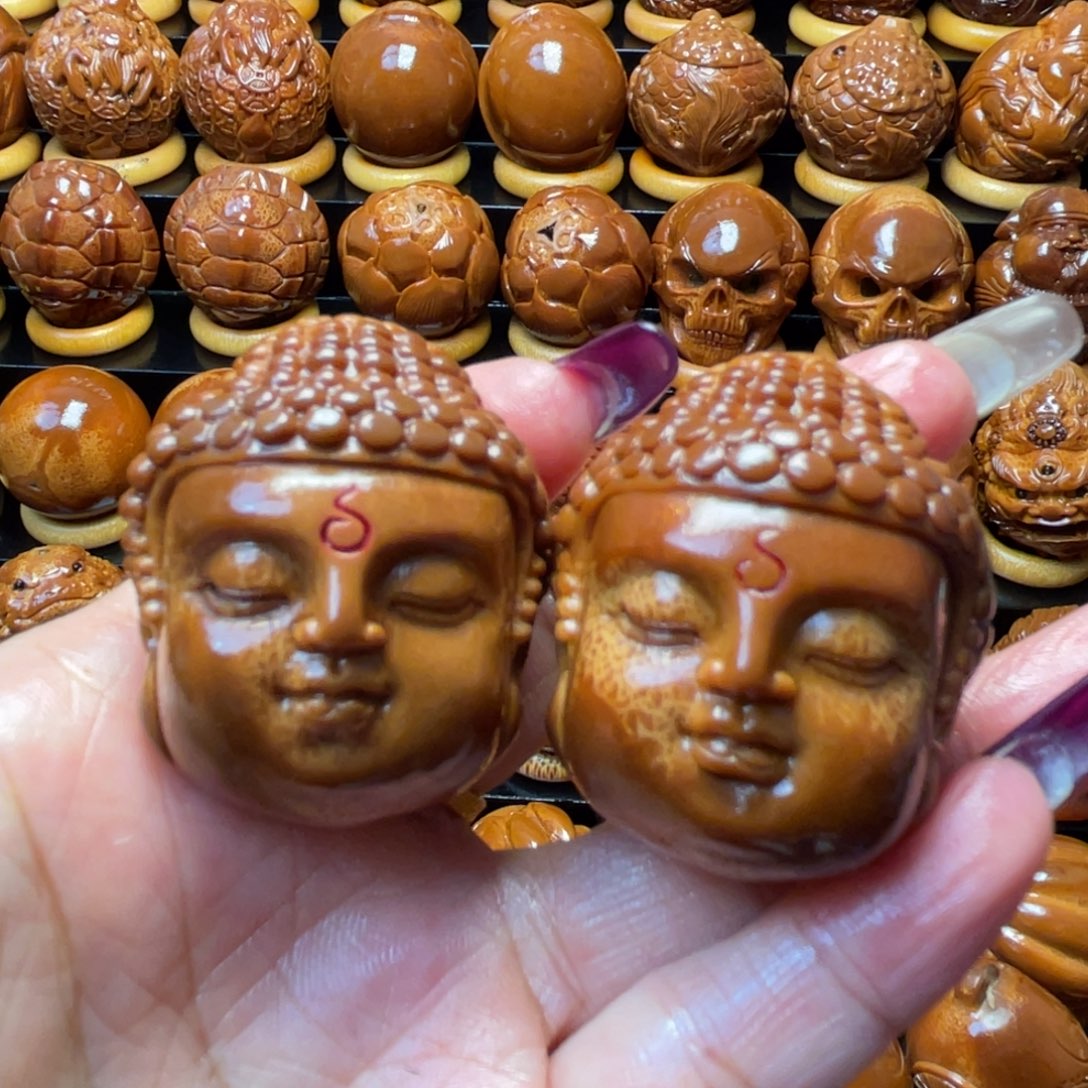 橄榄核把件橄榄球