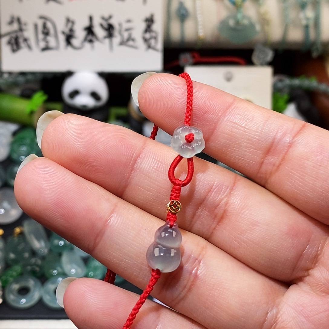 翡翠未镶嵌颈饰冰种葫芦红绳15