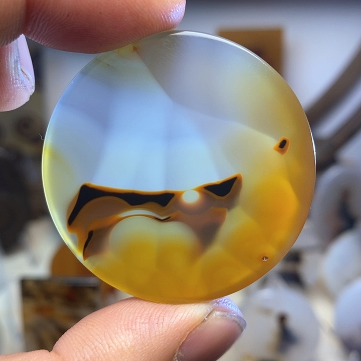 玛瑙/玉髓颈饰未镶嵌