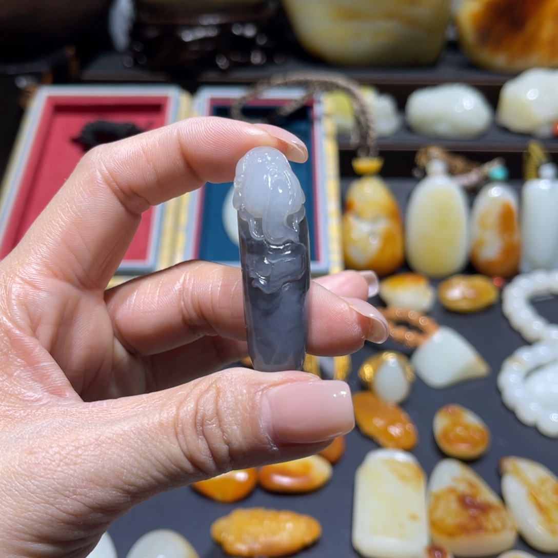 和田玉未镶嵌吊坠(不含链)