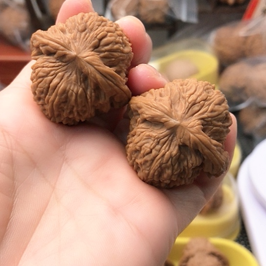 文玩核桃吊坠南疆石