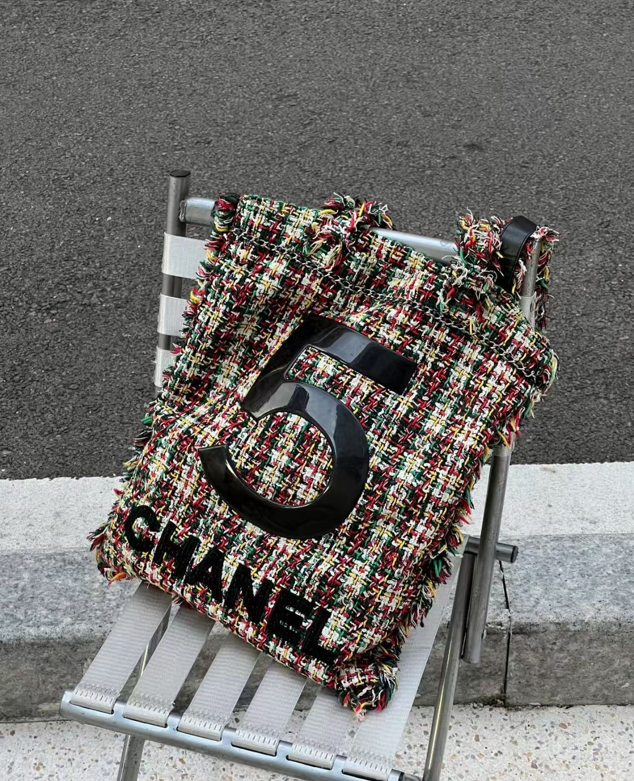 95新 Chanel/香奈儿 红绿黄格子毛呢托特 24开 18993784