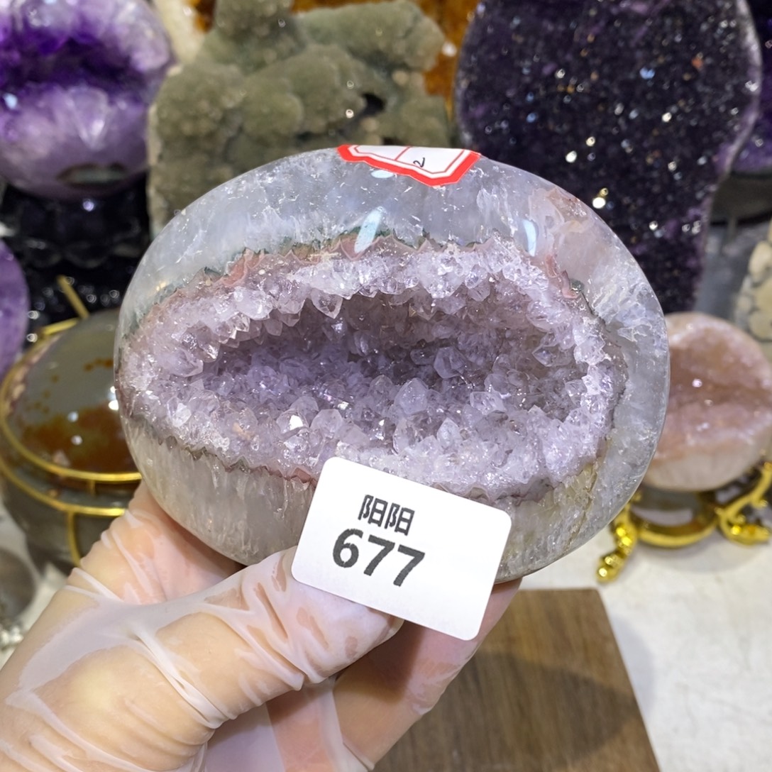 未镶嵌水晶大型摆件（非配饰）