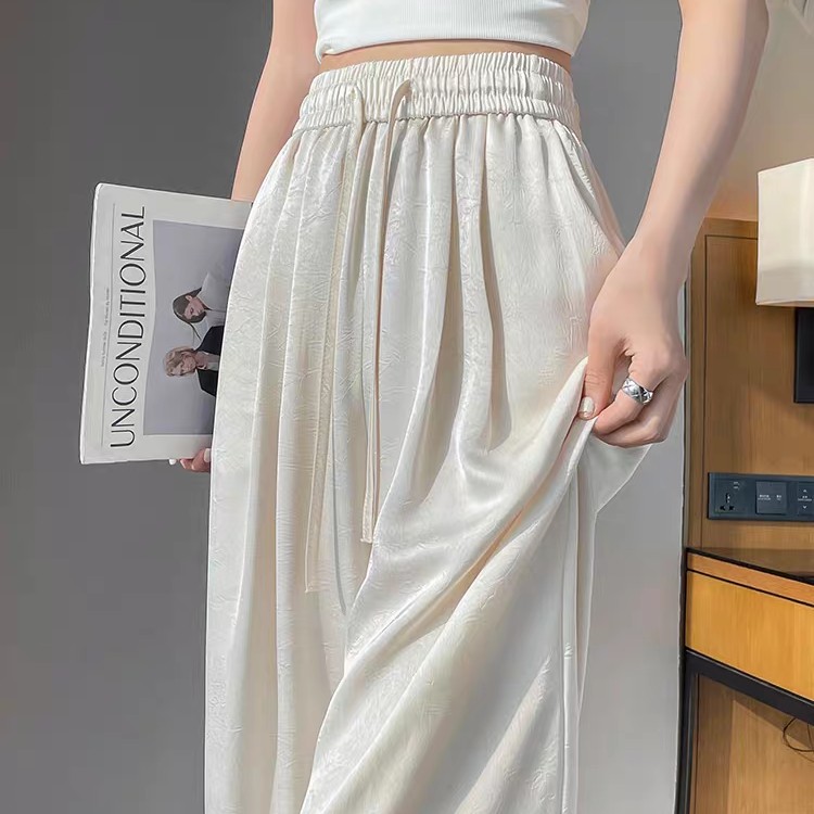 白色缎面窄版阔腿裤子女夏季高腰垂感直筒休闲裤小个子冰丝拖地裤