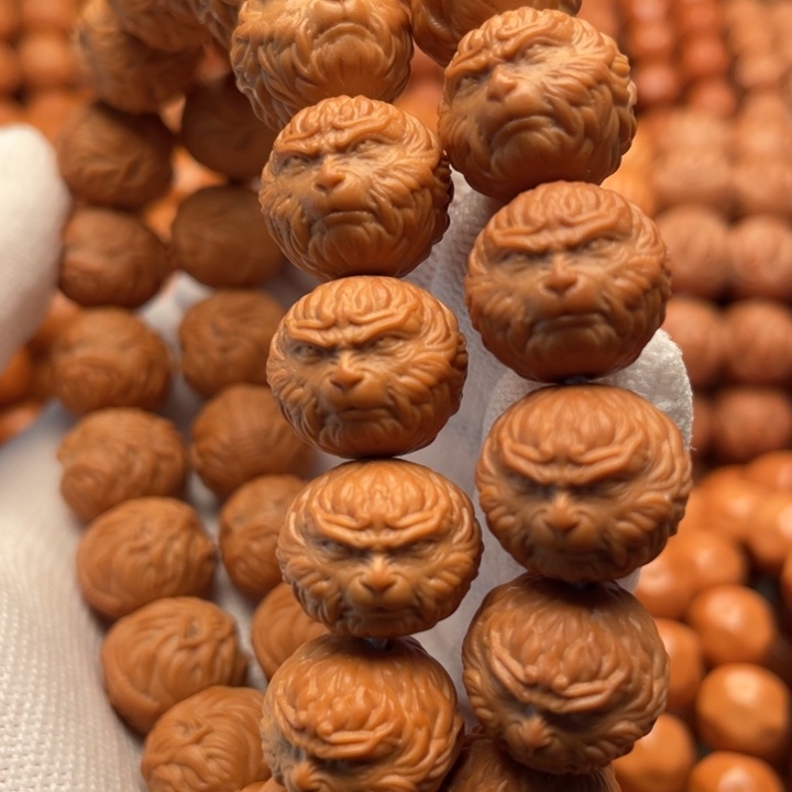 猴头核桃吊坠文*斗战胜佛