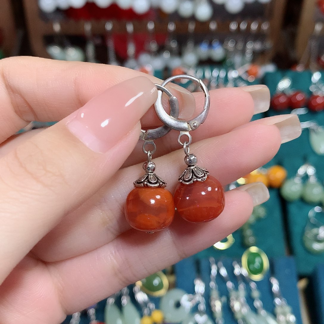 南红玛瑙耳饰银S925镶嵌卡11.5左右