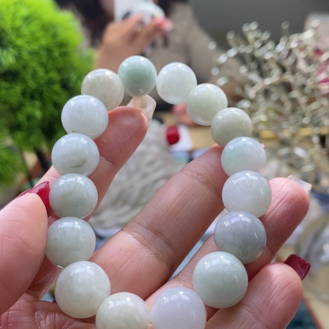 【闪购商品】翡翠颈饰未镶嵌卡13