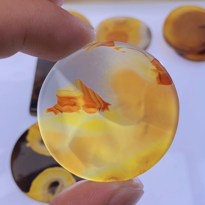 玛瑙/玉髓颈饰未镶嵌