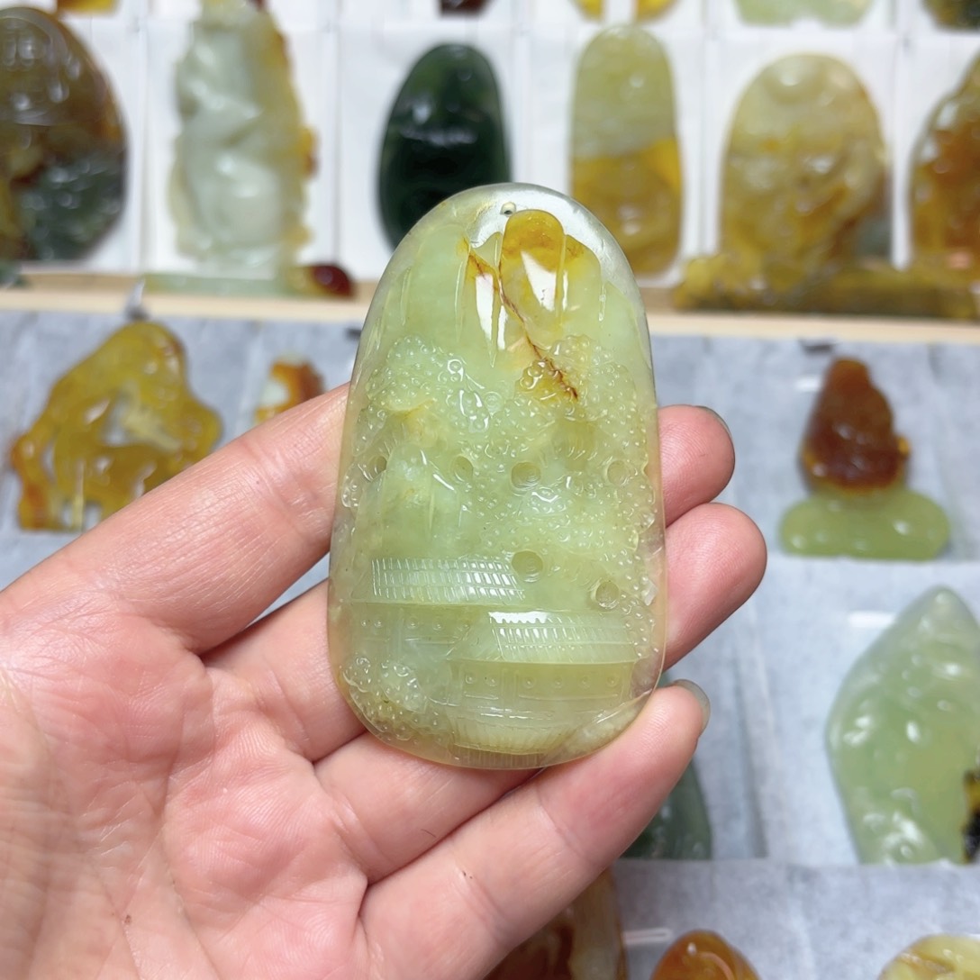 蛇纹石玉吊坠(不含链)未镶嵌