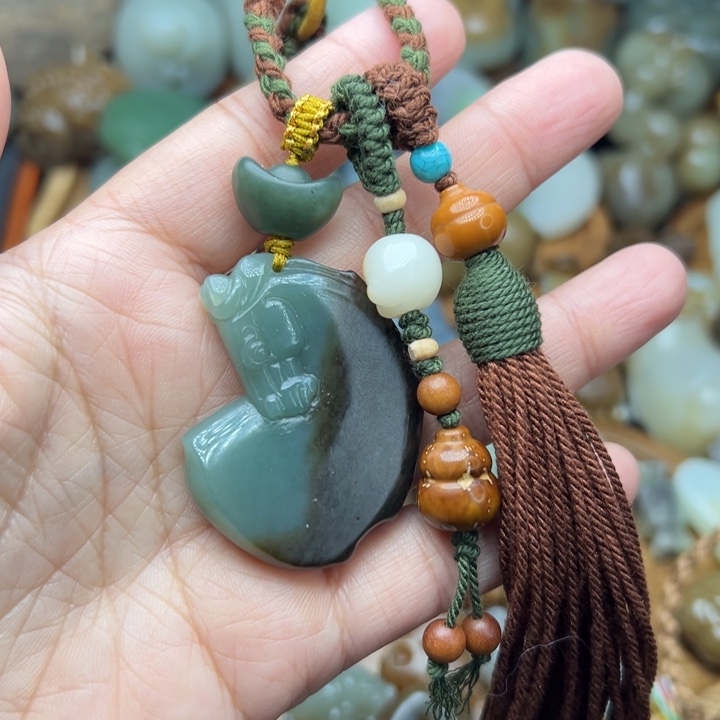 未镶嵌和田玉（糖玉）珠宝奇石