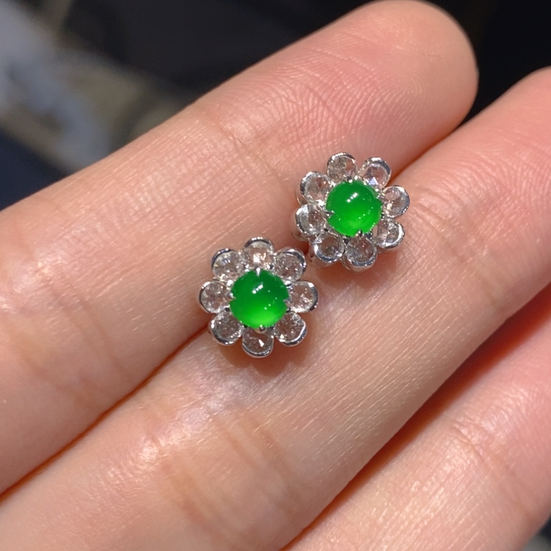 翡翠18K金镶嵌耳饰天然缅甸A货翡翠