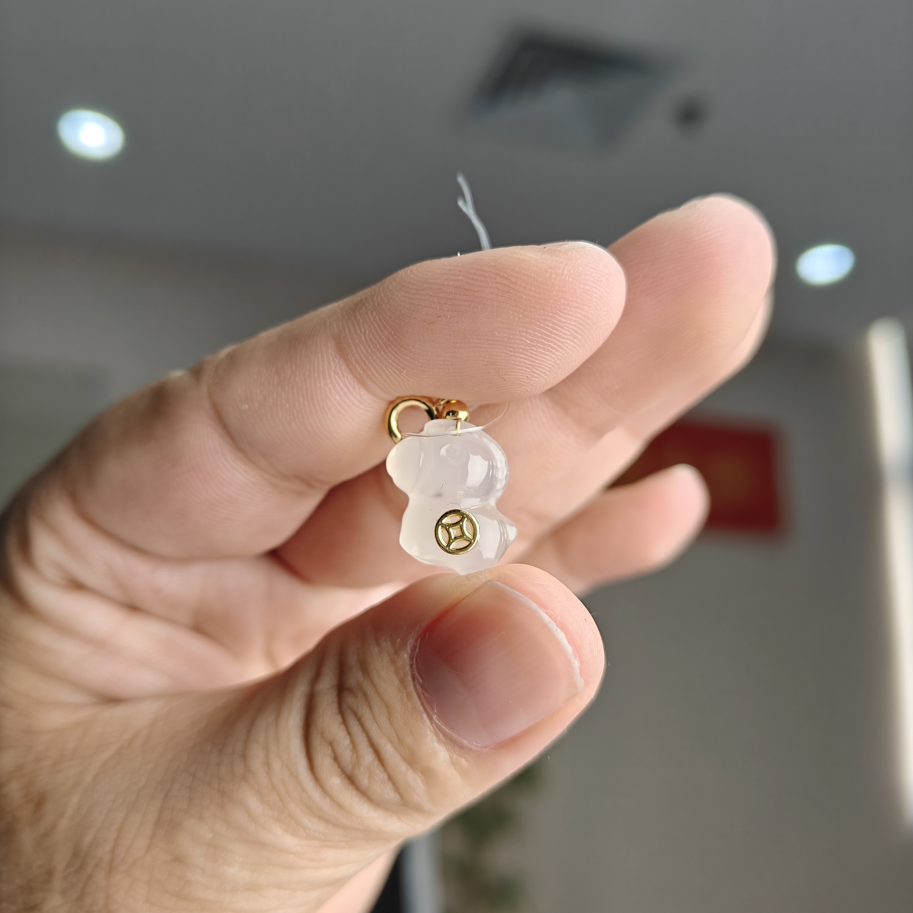 约10*15mm玛瑙玉髓马上有钱提溜（铜扣配件）