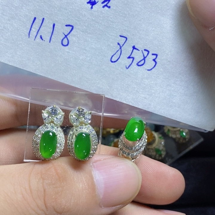 未镶嵌定制翡翠用****8缅甸翡翠