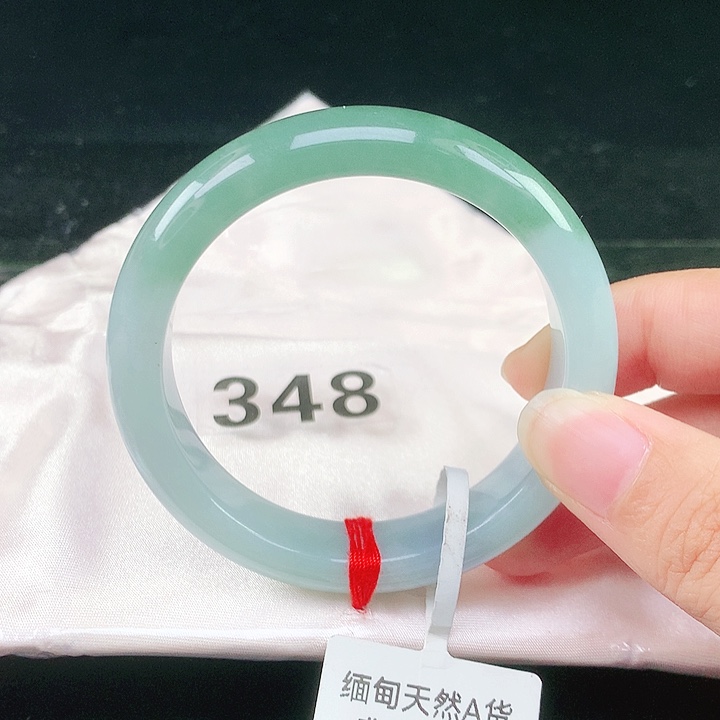 未镶嵌手镯翡翠翡翠手镯