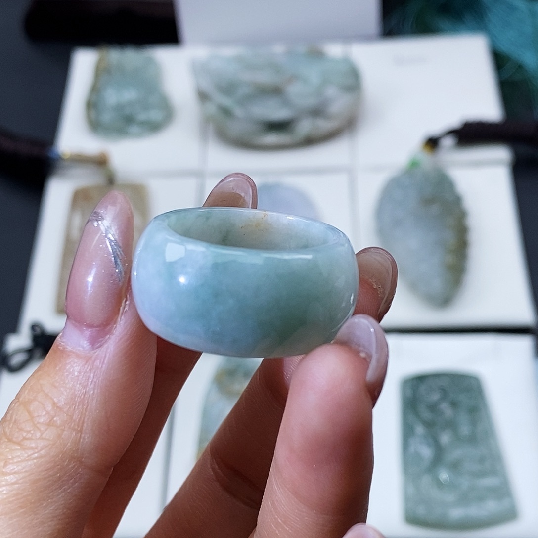 翡翠颈饰未镶嵌翡翠26#