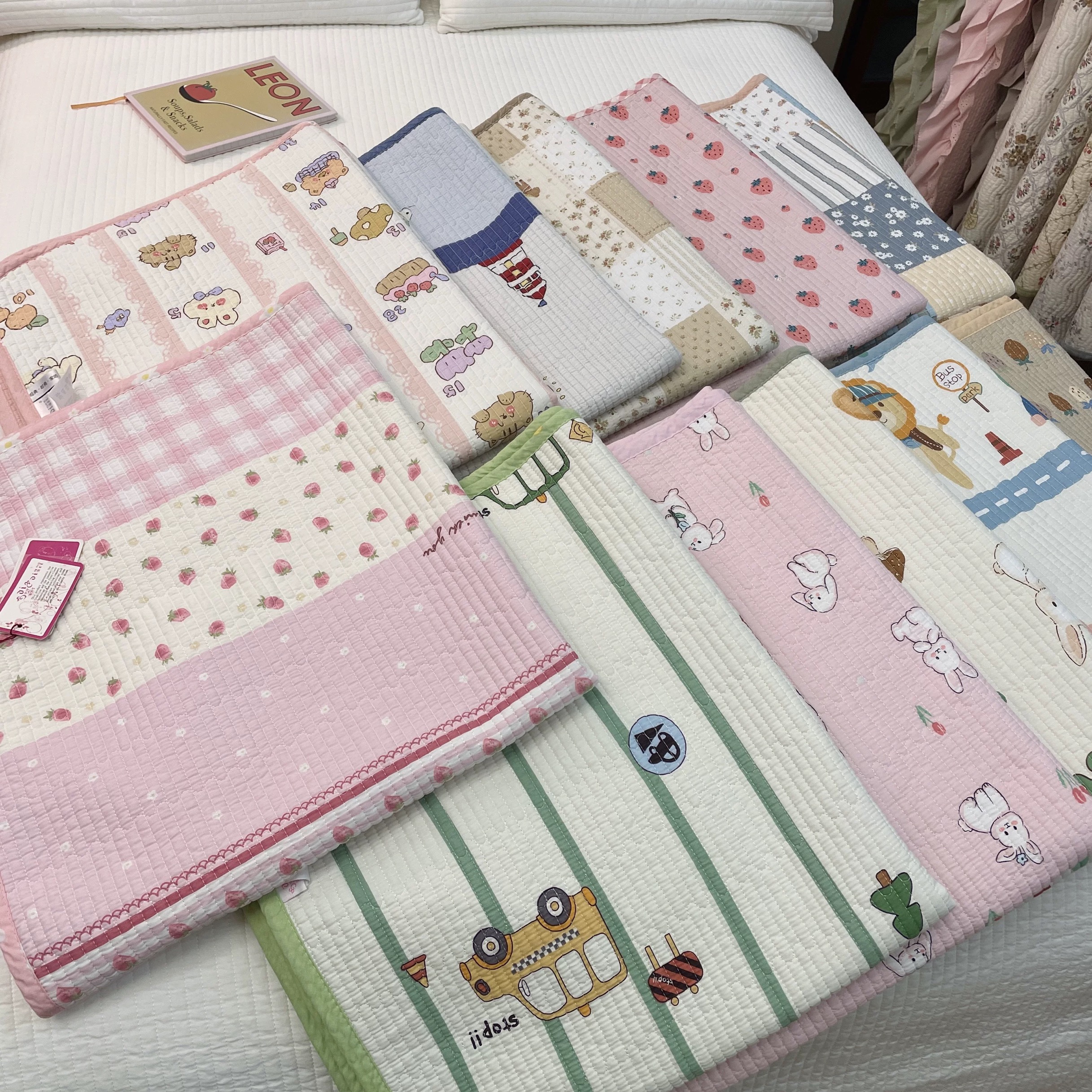 【主播推荐】亲肤透气四季床盖加厚微瑕绗缝已主播展示为准