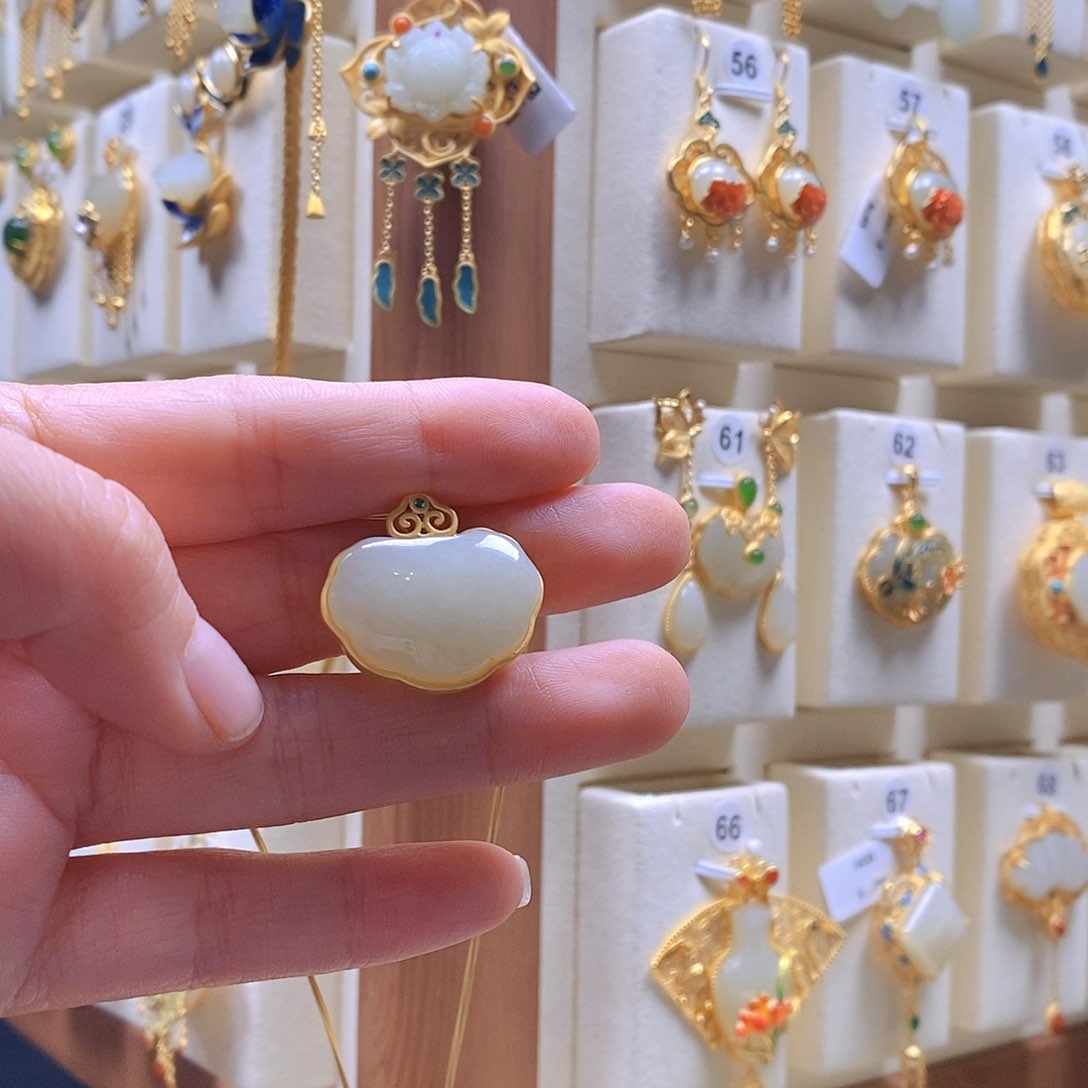 和田玉颈饰银S925镶嵌