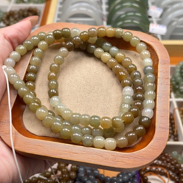 和田玉珠串6*7mm未镶嵌