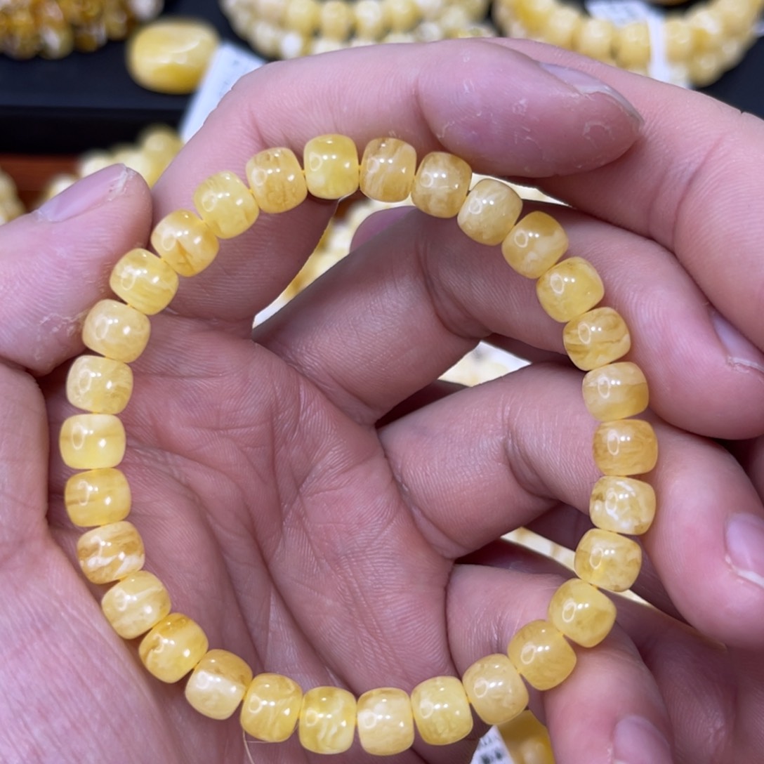 蜜蜡珠宝奇石未镶嵌7.4mm