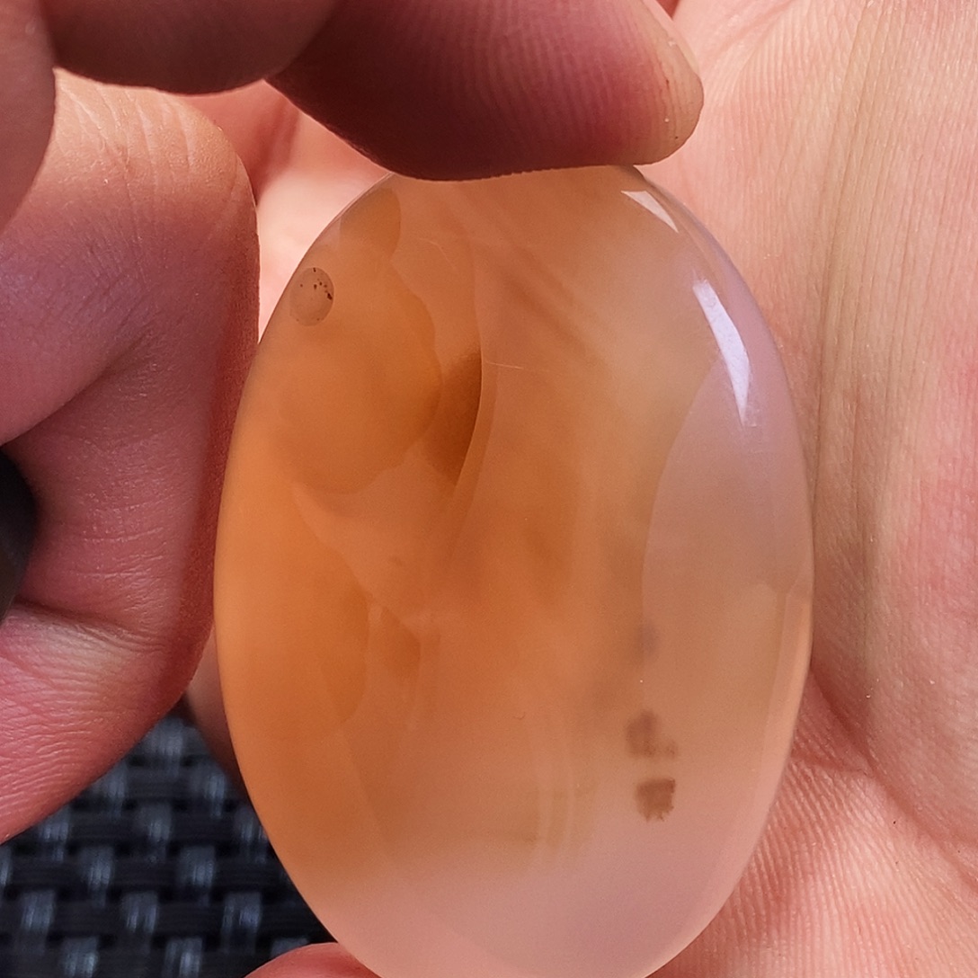 用***9玛瑙/玉髓未镶嵌吊坠(不含链)