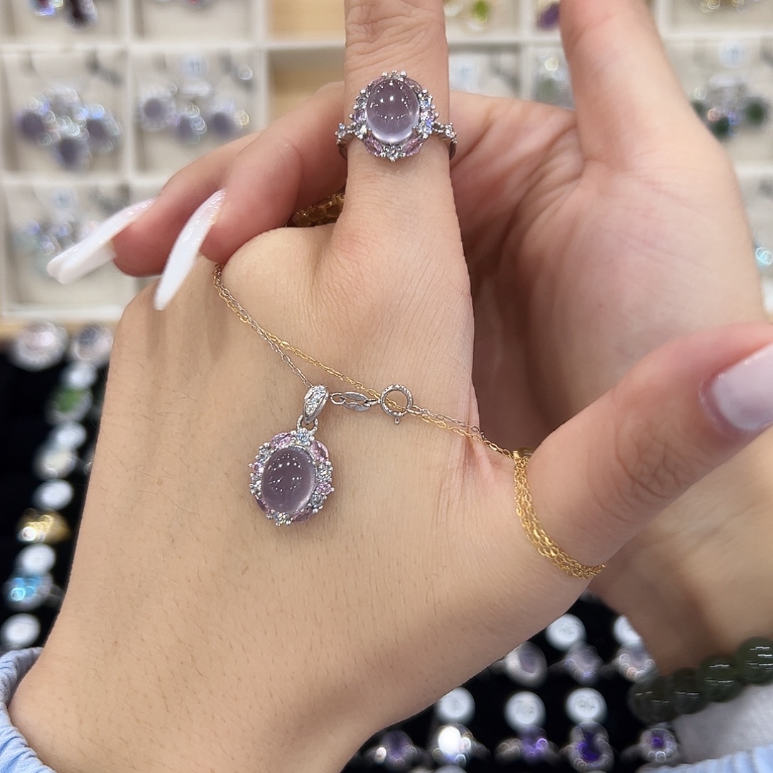 L***'萤石银S925镶嵌吊坠