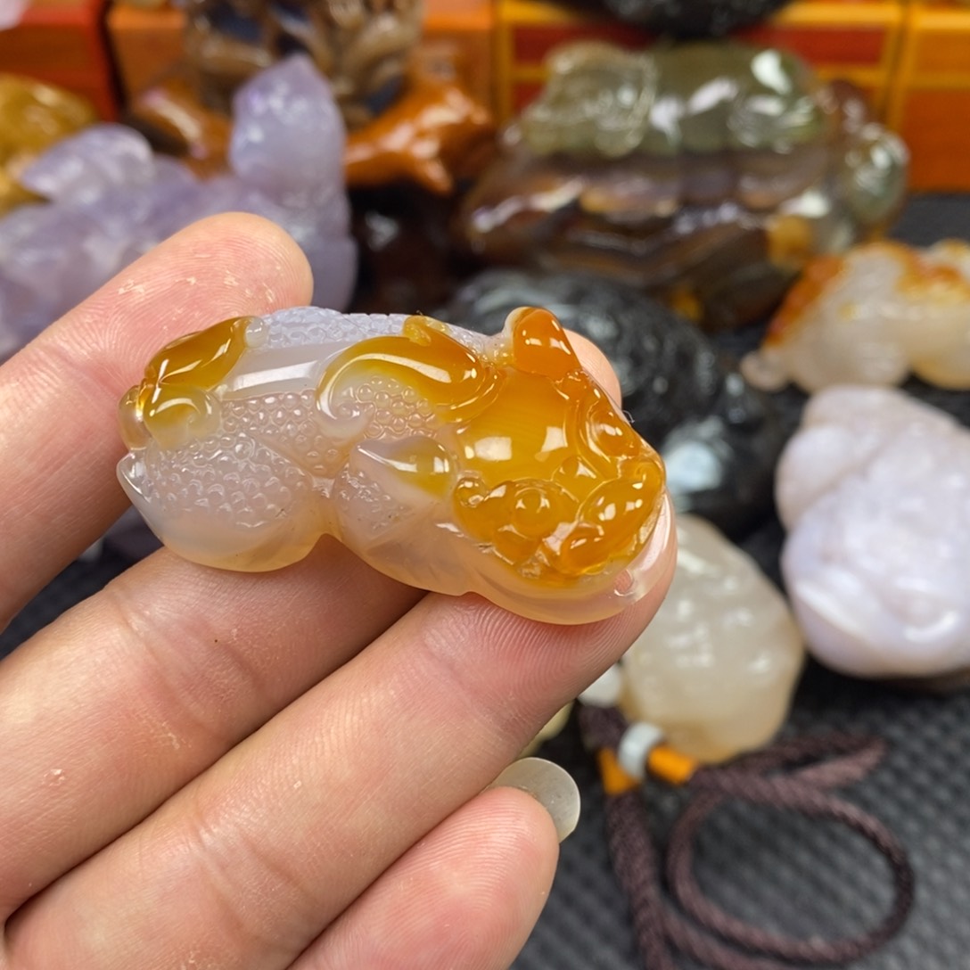 玛瑙/玉髓手把件未镶嵌用****9