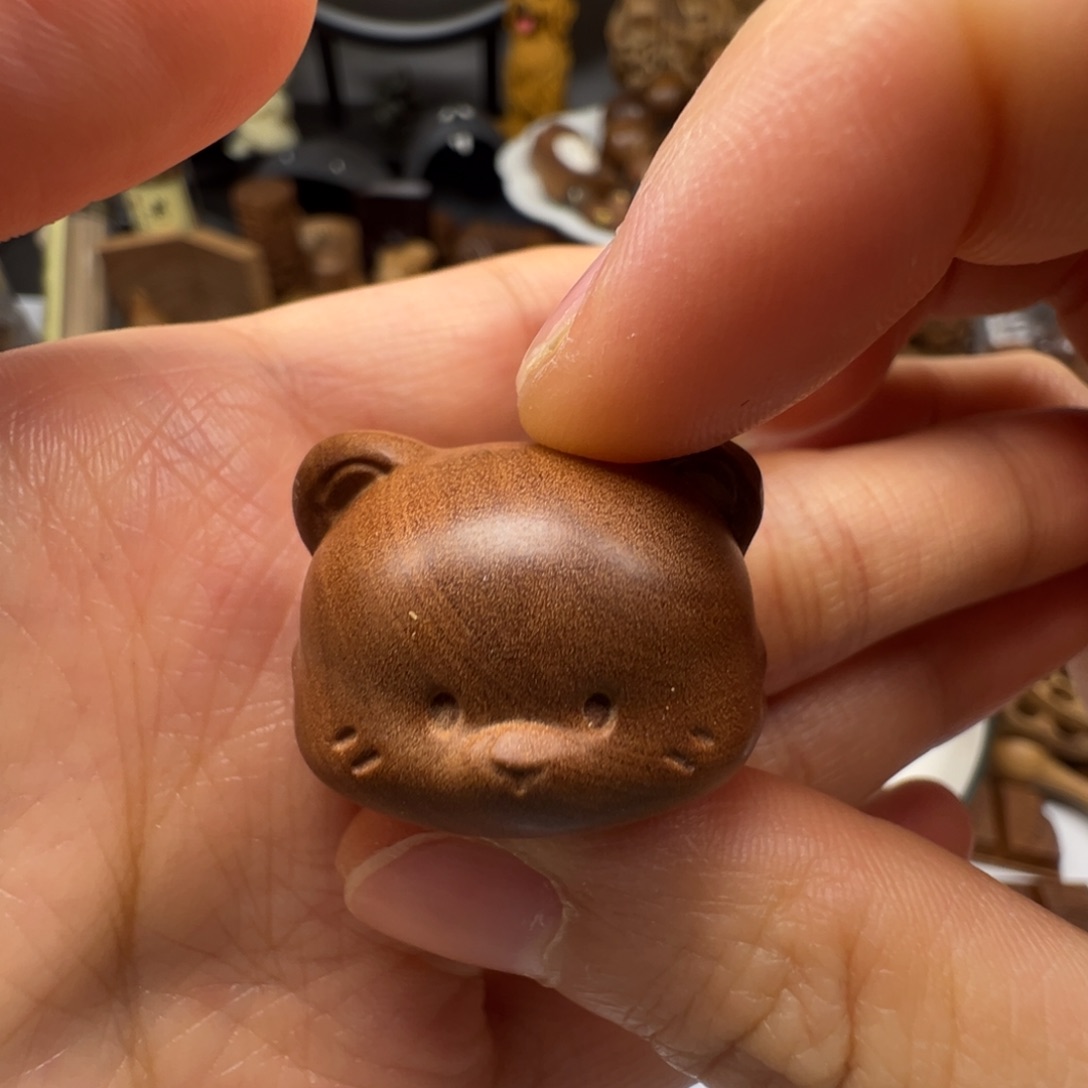 檀香木瑕疵熊老山檀