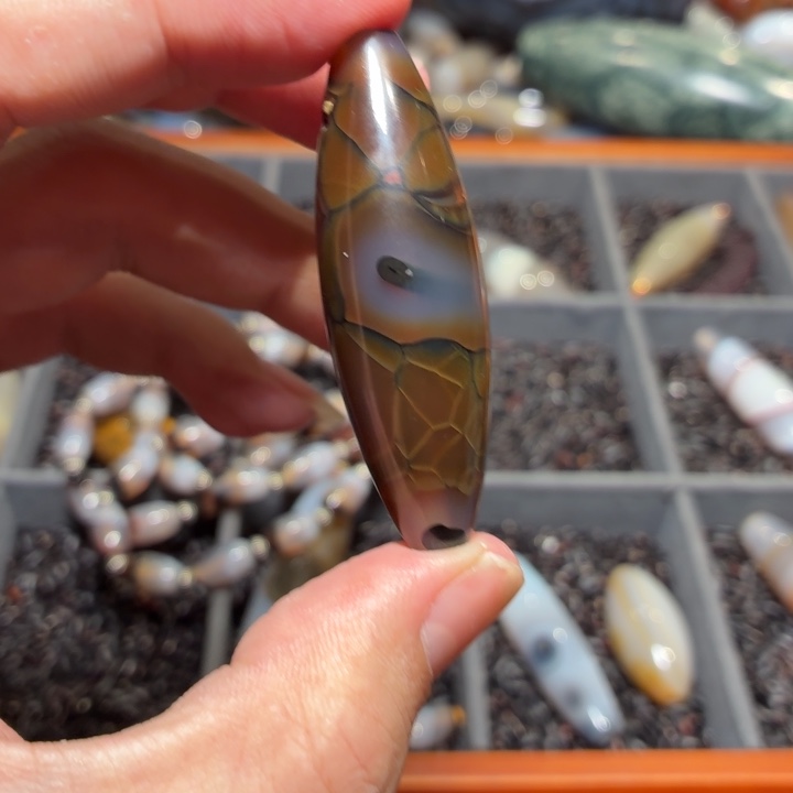 雷***子玛瑙/玉髓散珠_HEIMORI 天然天珠